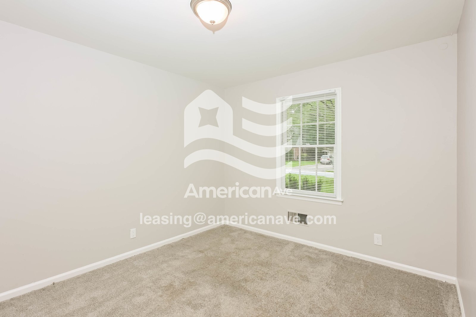 Building Photo - 3217 Misty Valley Dr