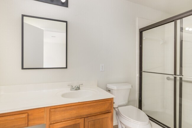 Building Photo - 13935 Prosperity Ridge Dr