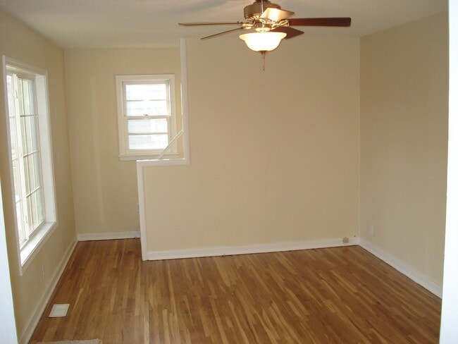 Building Photo - Three Bedroom One Bath Home Available May 10th