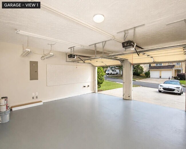 Building Photo - 4269 Annlette Dr NW