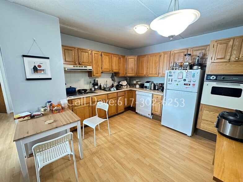 Building Photo - 80 Gardner St