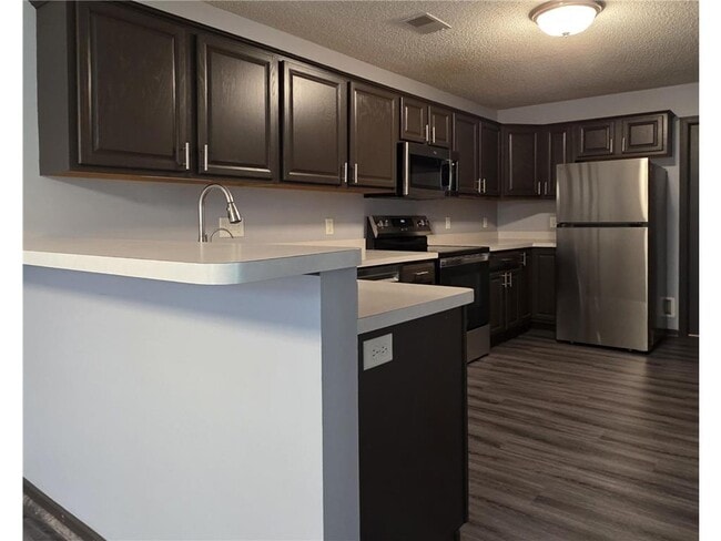 Building Photo - 17032 Eagleview Ln