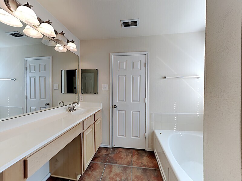 Building Photo - 3251 Torio