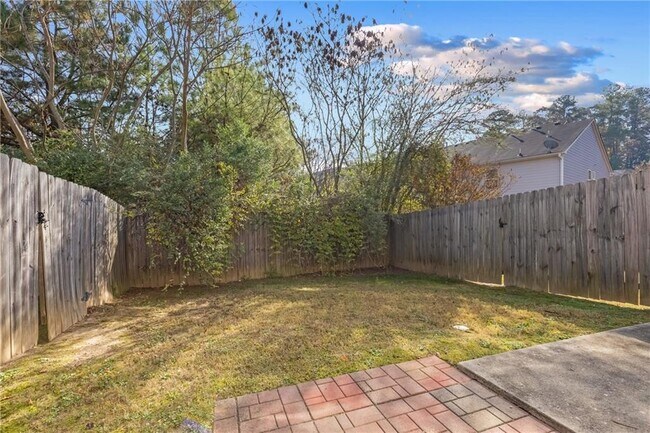 Building Photo - 2309 Oakton Pl