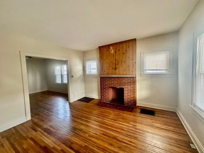 Building Photo - 66 W California Ave