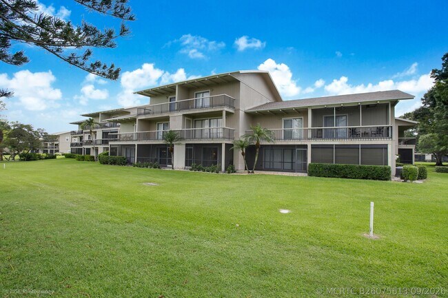 Building Photo - 18440 SE Wood Haven Ln