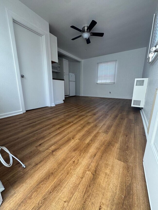 Building Photo - 825 Obispo Ave