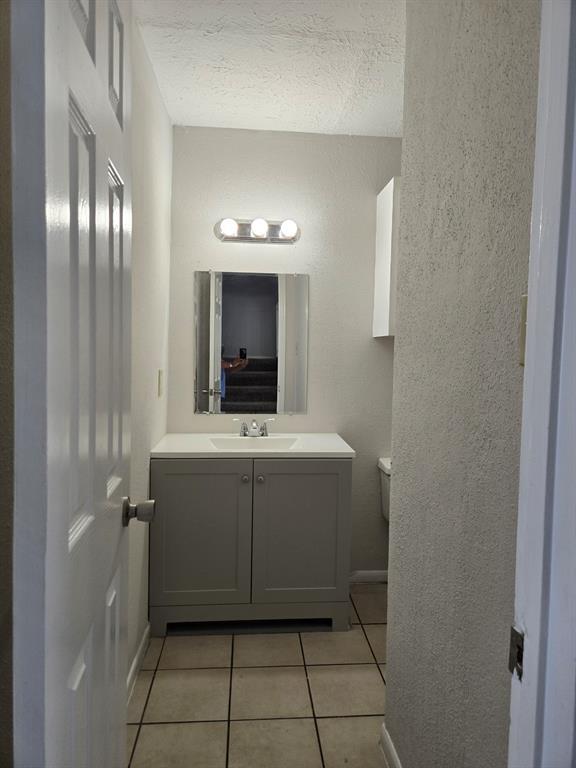 Building Photo - 13522 Castilian Dr