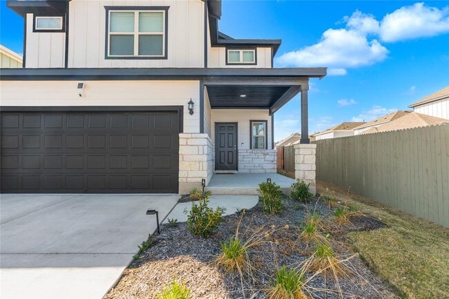 Building Photo - 308 Singing Dove Wy