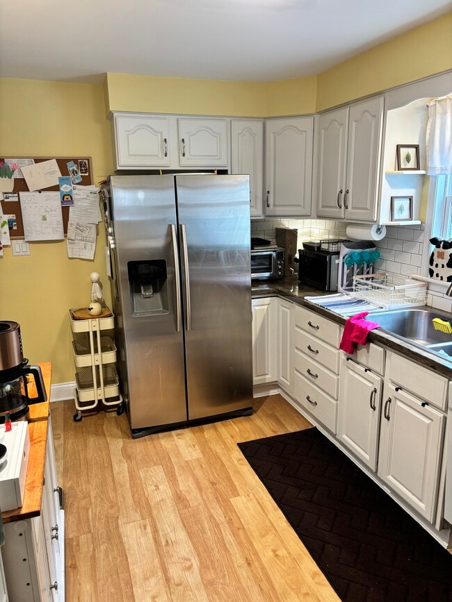 Building Photo - 4224 New England Ave