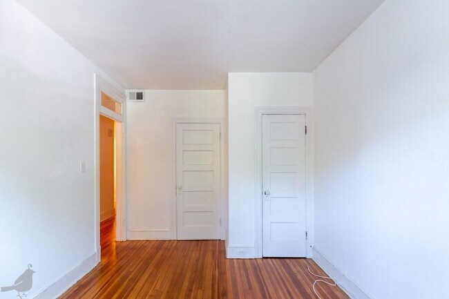Building Photo - 1333 22nd St NW