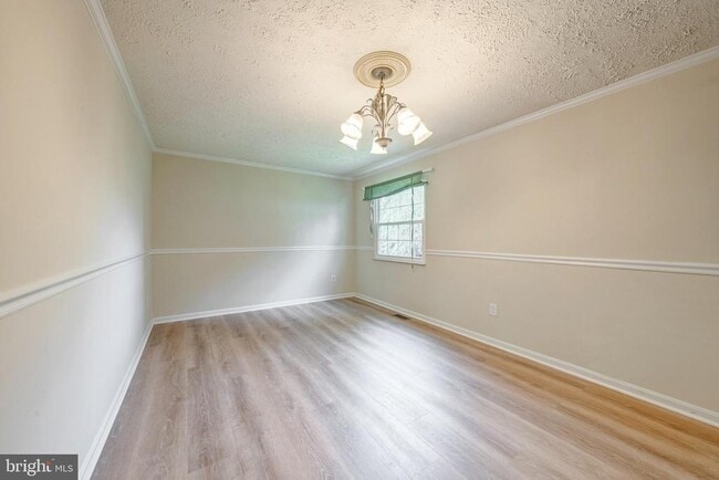 Building Photo - 9802 Brightlea Dr