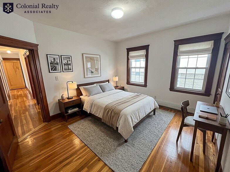 Building Photo - 94 Boylston St