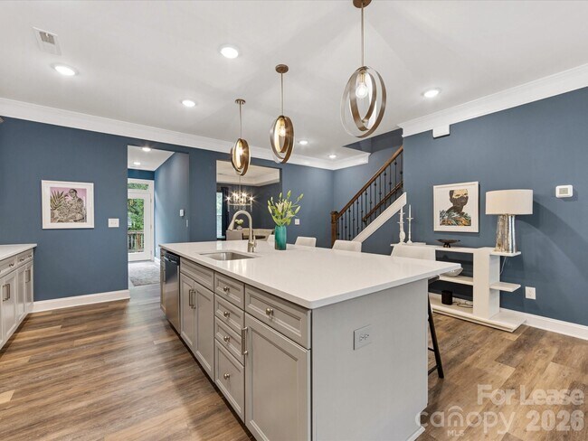 Building Photo - 2314 Creekmere Ln