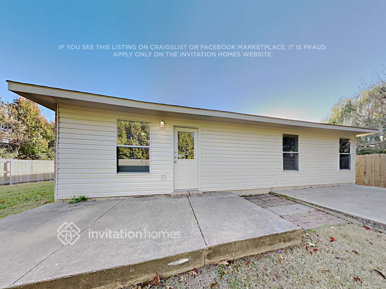 Building Photo - 2361 Live Oak Dr