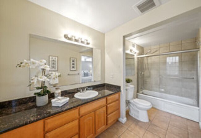 Building Photo - 28 Santa Monica Dr