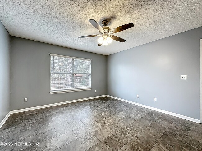 Building Photo - 3020 Golden Pond Blvd