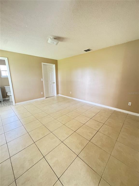 Building Photo - 318 Ronnie Cir