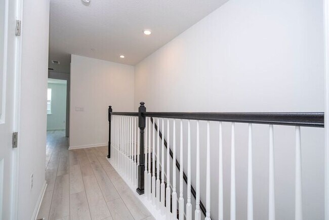 Building Photo - Modern 3-Bedroom 3.5-Bath Townhome with EV Charger, Smart Home Features, 2-Car Garage & Resort-St...