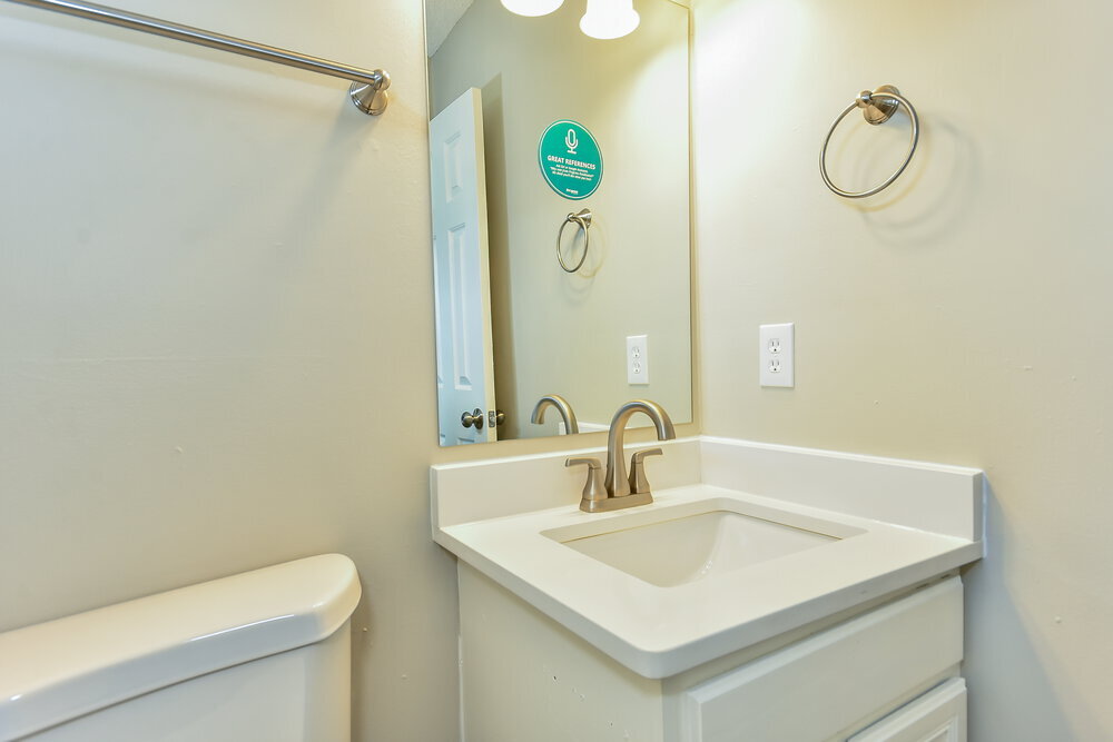 Building Photo - 712 Alisa Cove