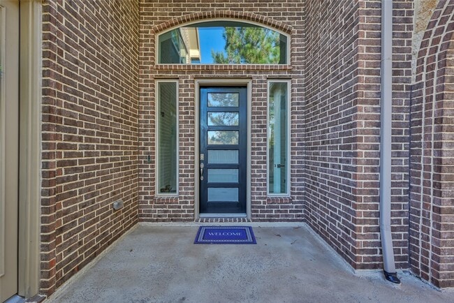 Building Photo - 32007 Autumn Orchard Ln