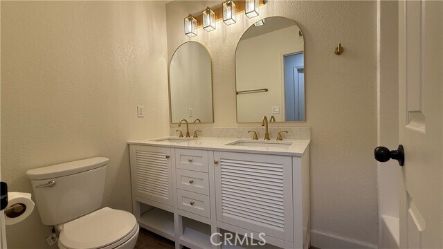 Building Photo - 24460 Tuscola Cir