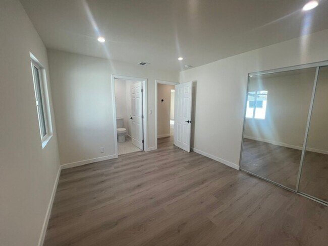 Building Photo - 7317-7321 Garden Grove Avenue