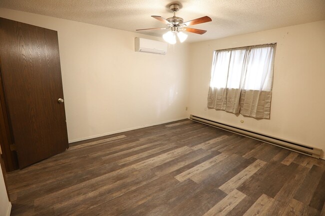 Building Photo - 1429 Yonkee Ave