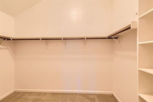 Building Photo - 273 Bridgestone Way