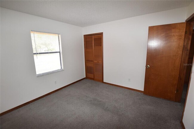 Building Photo - 2585 Derby Dr