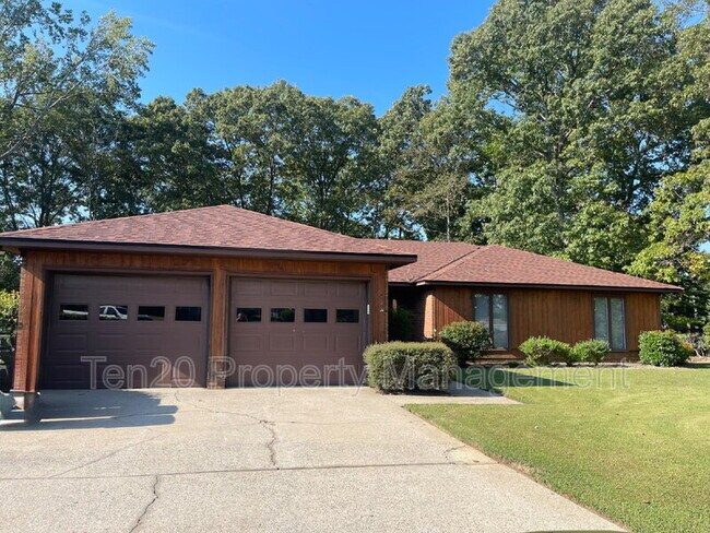 Building Photo - 4 S Whisper Ct