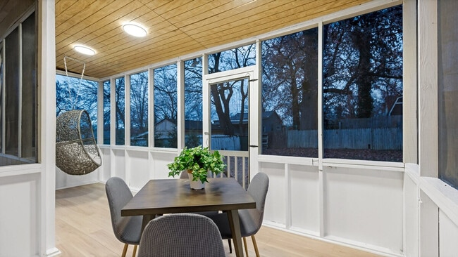 Building Photo - 5545 Davey St