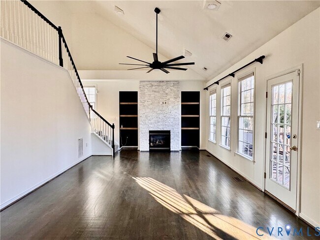 Building Photo - 11800 Autumnwood Ct
