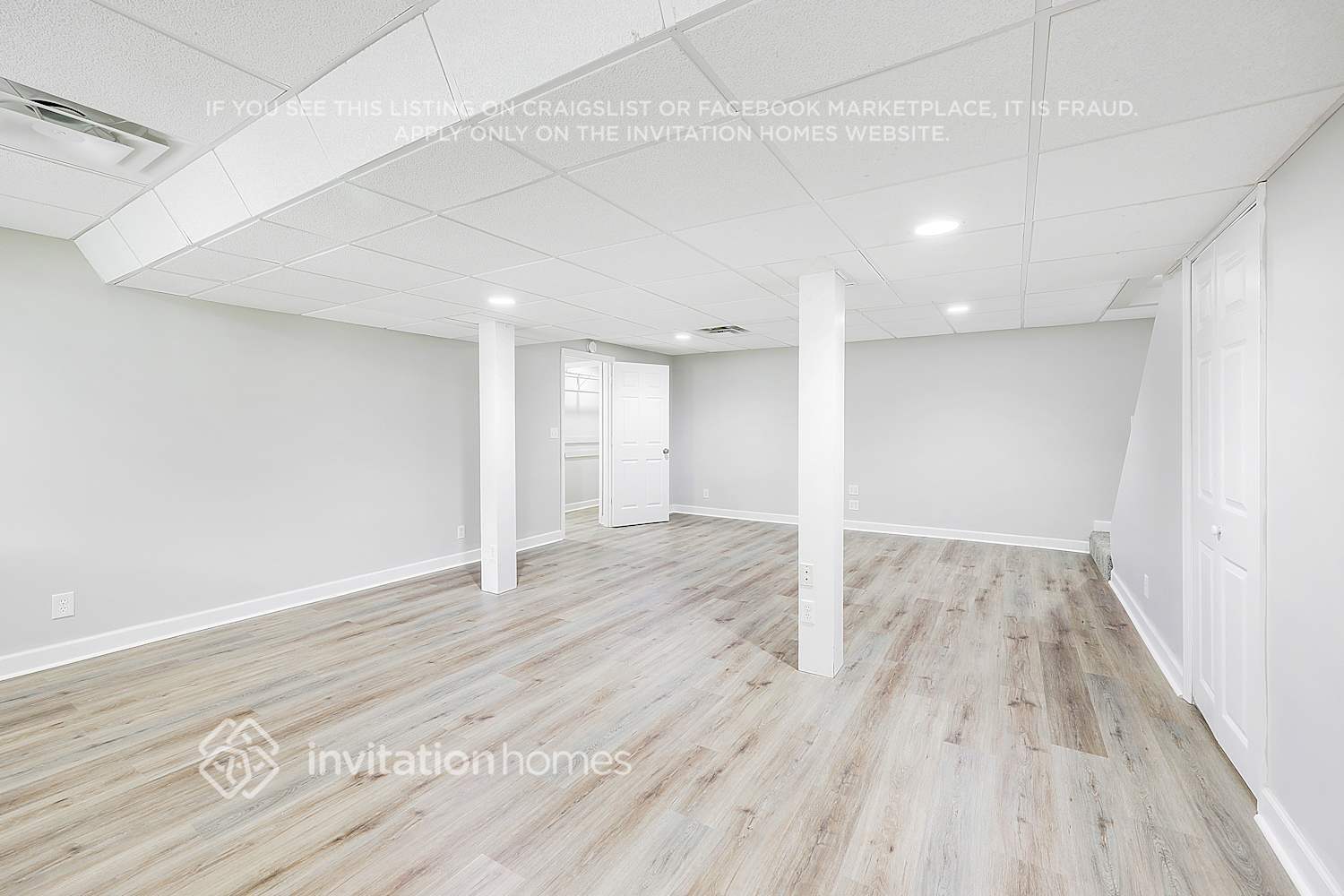 Building Photo - 108 Redondo Ct S