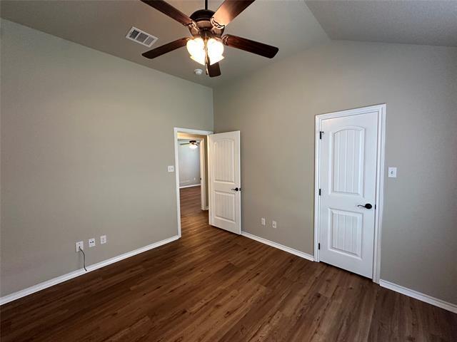 Building Photo - 1100 Switchgrass Ln