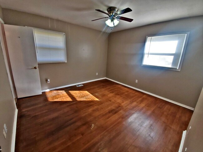 Building Photo - 4BR/2.5BA Single Family