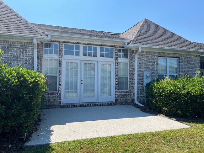 Building Photo - 1005 E Shearwater Ln