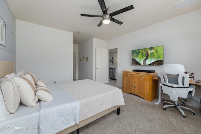 Building Photo - 843 Remington Green Dr SE