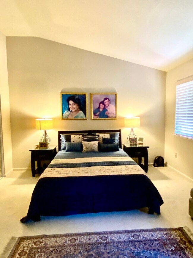 Building Photo - Fully Furnished Single-Family Home in San ...