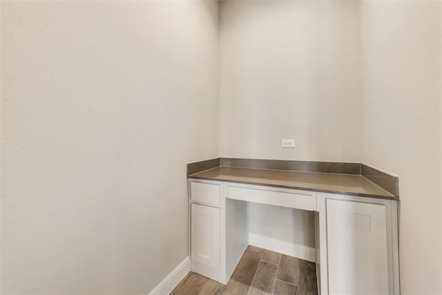 Building Photo - 14425 Bootes Dr