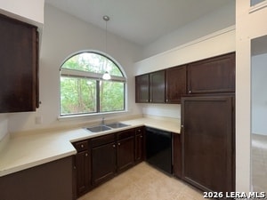 Building Photo - 6202 Valley Clf