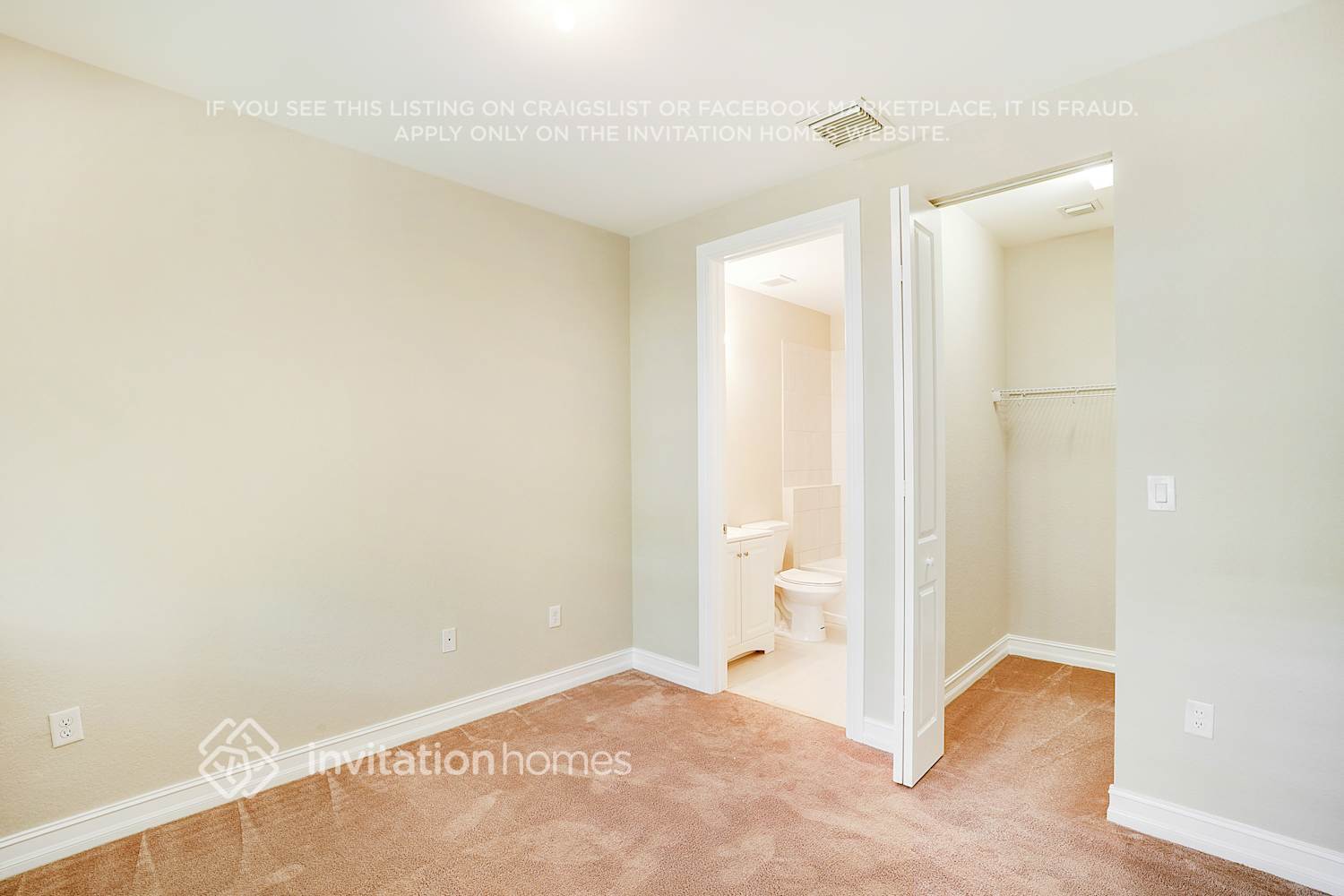 Building Photo - 11713 SW 13th Ct