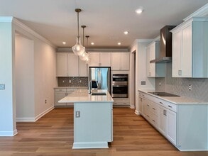 Building Photo - 228 Oak Summit Pl