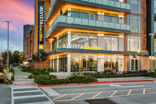 Building Photo - Alvista Galleria
