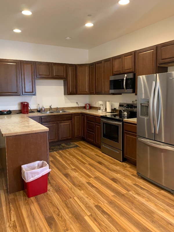 Building Photo - 000 Grand Ave