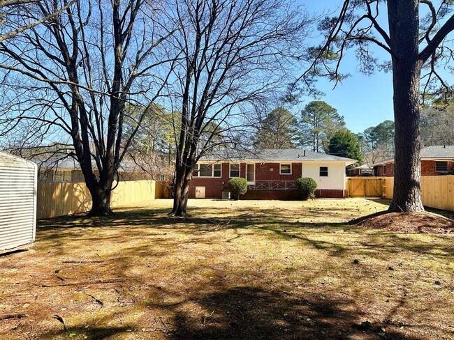 Building Photo - Charming 3BR House in Atlanta