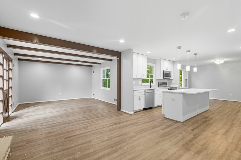 Building Photo - 13314 Vanessa Ave