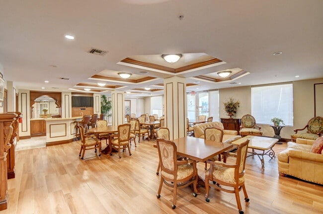 Building Photo - 1 Renaissance Way