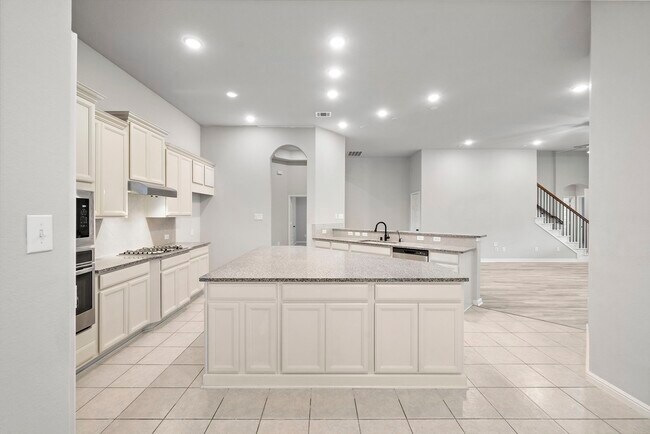 Building Photo - 27924 Seger Bnd Trl