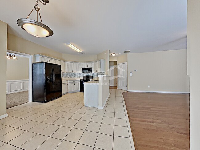 Building Photo - 138 Parkstone Way